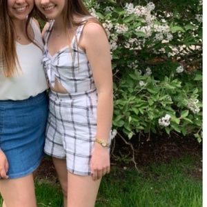 Abercrombie & Fitch Knot Keyhole Romper